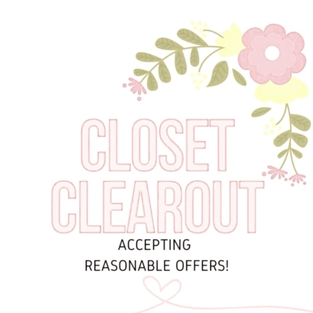 Floral Closet Clearout Sign